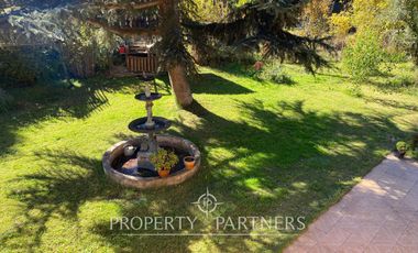 Espectacular casa en parcela con 3 construcciones