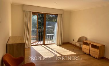 Espectacular casa en parcela con 3 construcciones