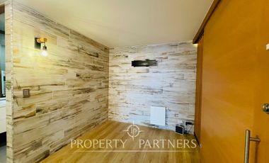 Se vende moderno e impecable departamento en exclusivo Edificio Montblanc