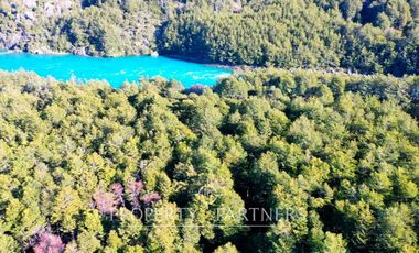 Patagonia, Excepcional Nacimiento del Rio Baker