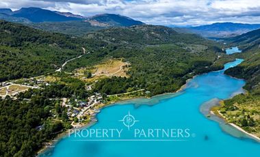 Patagonia, Excepcional Nacimiento del Rio Baker