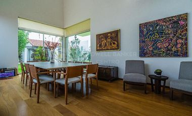 Residencia Exclusiva en Venta en El Campanario