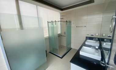 Penthouse en alquiler en River Tower, Vía a Samborondón  AdrM