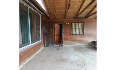 Parcela con casa, cerca Cesfam  de  Maulle