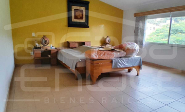 Casa en Fraccionamiento en José G Parres, Jiutepec, Morelos CAEN-1192-Fr