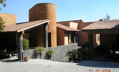SE VENDE INCREIBLE CASA EN HACIENDA DE SANTA FE LA LOMA