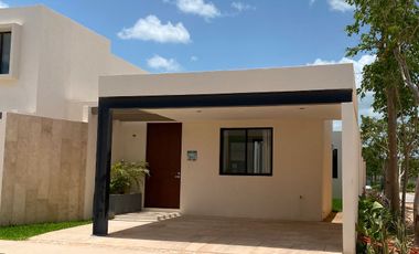 CASA DE 1 PISO EN VENTA EN MÉRIDA EN PRIVADA CUMBRES NOVO NORTE