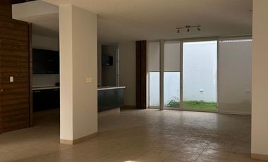 Casa en renta en Rincón de la Montaña, Morelia, Michoacán