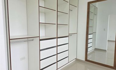 VENTA CASA NUEVA CON PISCINA EN PLAZA ASTURIAS SANTO DOMINGO