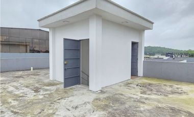 VENTA CASA NUEVA CON PISCINA EN PLAZA ASTURIAS SANTO DOMINGO