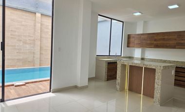 VENTA CASA NUEVA CON PISCINA EN PLAZA ASTURIAS SANTO DOMINGO