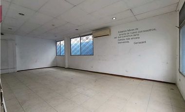 Casa en Alquiler - Kennedy Vieja | Uso de Suelo Comercial