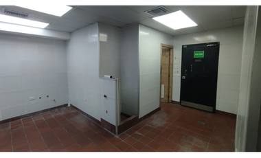 La Alborada, Local Comercial en Renta, 240m2 Corredor Comercial