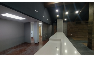 La Alborada, Local Comercial en Renta, 240m2 Corredor Comercial