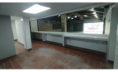 La Alborada, Local Comercial en Renta, 240m2 Corredor Comercial