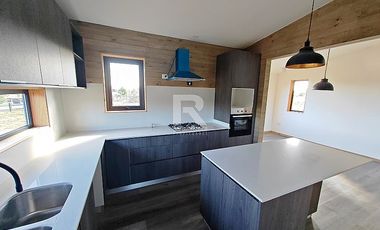 CASA 4 DORM. EN CONDOMINIO EL ALBA A SÓLO 2M DEL CENTRO