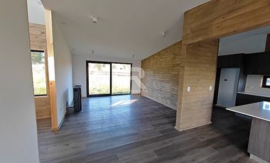 CASA 4 DORM. EN CONDOMINIO EL ALBA A SÓLO 2M DEL CENTRO