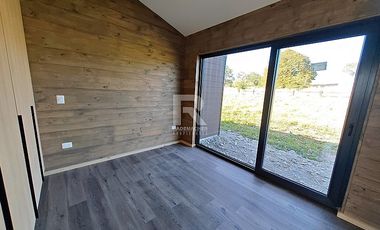 CASA 4 DORM. EN CONDOMINIO EL ALBA A SÓLO 2M DEL CENTRO