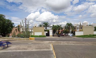 TERRENO COMERCIAL EN RENTA EN RANCHO BELLAVISTA QUERÉTARO