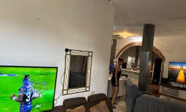 VENTA SUR GUAYAQUIL CASA RENTERA ESQUINERA 5 DPTOS  (AGE)