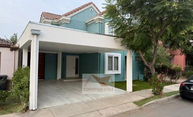 VENTA CASA CON PISCINA CIUDAD DE LOS VALLES CONDOMINIO 4H Y3B 2E