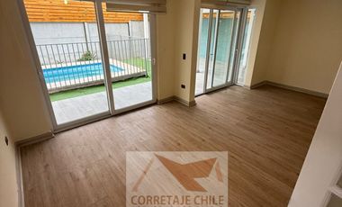 VENTA CASA CON PISCINA CIUDAD DE LOS VALLES CONDOMINIO 4H Y3B 2E