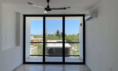 En Venta, Townhouse de 2 Recámaras, alberca a 80 metros de la playa en Chicxulub
