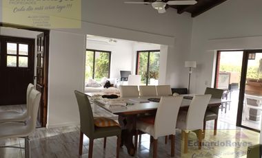 Casa en  ALQUILER PARA VIVIENDA PERMANENTE