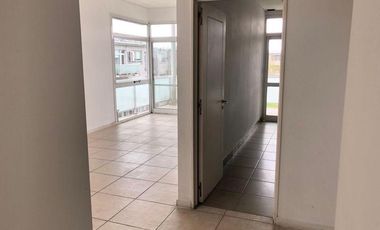 Departamento · 93 m² · 4 Ambientes · 1 Cochera
