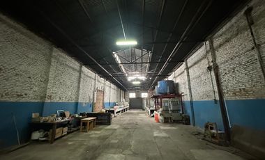 Deposito con salida a los calles - 1034 m2