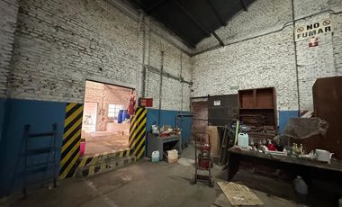 Deposito con salida a los calles - 1034 m2