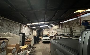 Deposito con salida a los calles - 1034 m2