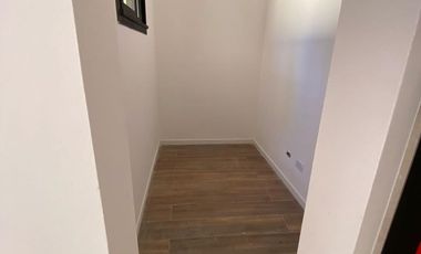Dúplex en alquiler - Canning, A. de Toledo al 4600