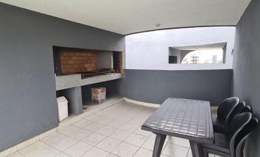 Alquiler Dpto 2 dormitorios con balcón - Av Patria 10000