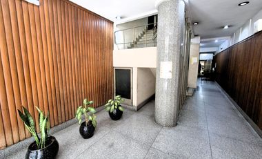 Departamento a metros de Avenida Callao y Corrientes