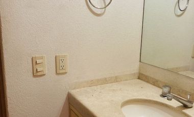 RENTA CASA EN CONDOMINIO EN AMORES , DEL VALLE NORTE