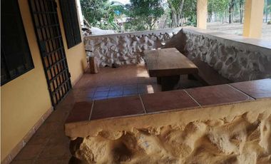 VENDO RESTAURANTE EN TERRENO DE 1490M2 EL FRANCES