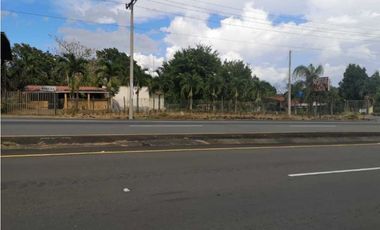 VENDO RESTAURANTE EN TERRENO DE 1490M2 EL FRANCES