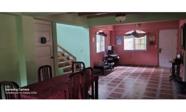 CERRO AZUL / 2 NIVELES / 4 HABITACION / 1600M / CAPESTRE