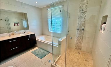 VENTA  APARTAMENTO AMOBLADO DE PLAYA EN BIJAO MLD