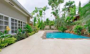 VENTA CASA CON PISCINA ESPECTACULAR LA LOMA HATO PINTADO NRR