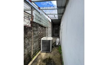 Venta de Casa enUrb. Nuevo Reparto, Parque Lefevre