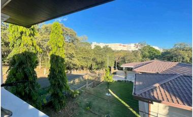 ALQUILER DE CASA EN DAVID AMOBLADA Y COMPLETAMENTE CERCADA