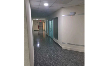 OFICINA EN MARBELLA TORRE BANESCO 125M2 PISO ALTO