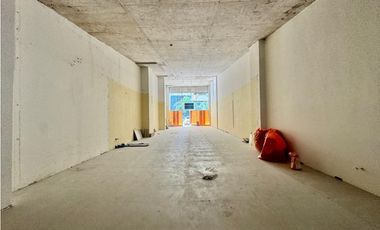 ALQUILER LOCAL COMERCIAL FRENTE A SOHO MALL  291 m²