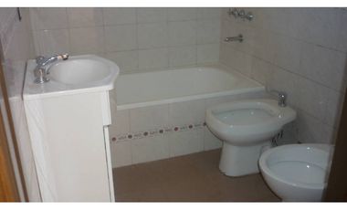DEPARTAMENTO DE 3 AMBIENTES EN ALQUILER EN BENAVIDEZ