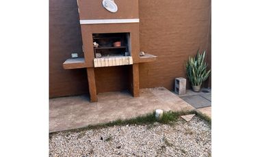DEPARTAMENTO EN ALQUILER EN BENAVIDEZ -  PLANTA BAJA