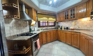 Chalet en venta en Martin Coronado