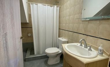 Casa en alquiler en Temperley Este