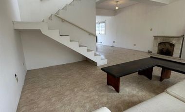 Casa en alquiler en Temperley Este